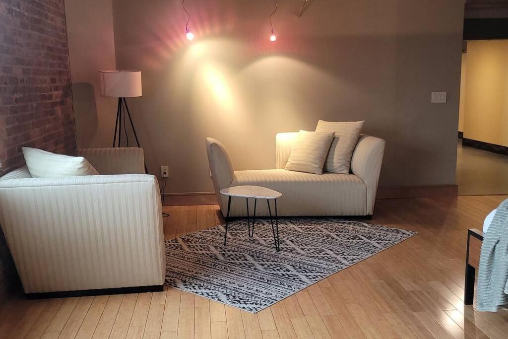 1600 Kcm Penthouse Apartment Cleveland Dış mekan fotoğraf