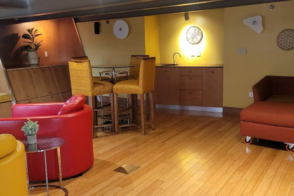 1600 Kcm Penthouse Apartment Cleveland Dış mekan fotoğraf