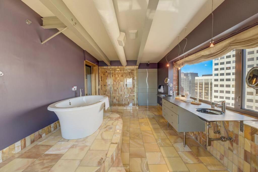 1600 Kcm Penthouse Apartment Cleveland Dış mekan fotoğraf