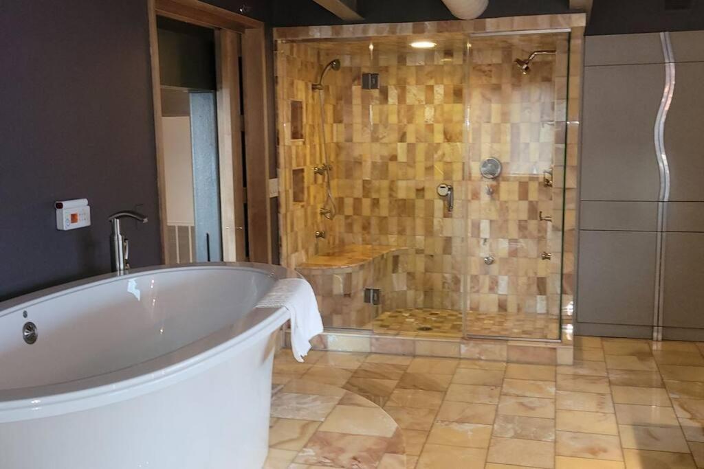 1600 Kcm Penthouse Apartment Cleveland Dış mekan fotoğraf