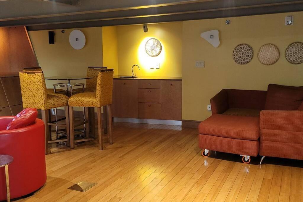 1600 Kcm Penthouse Apartment Cleveland Dış mekan fotoğraf